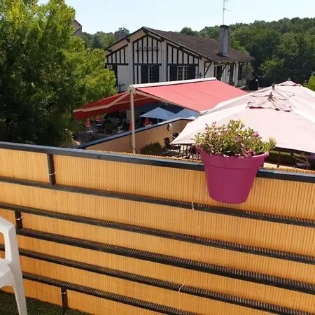 Restaurant Les Kakis Hotel